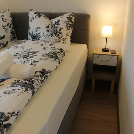 Laxmi-haus Apartment *